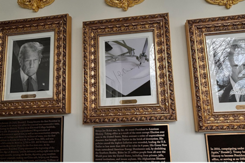 Trump se burla de expresidentes de EE. UU. con nuevas placas en la Casa Blanca