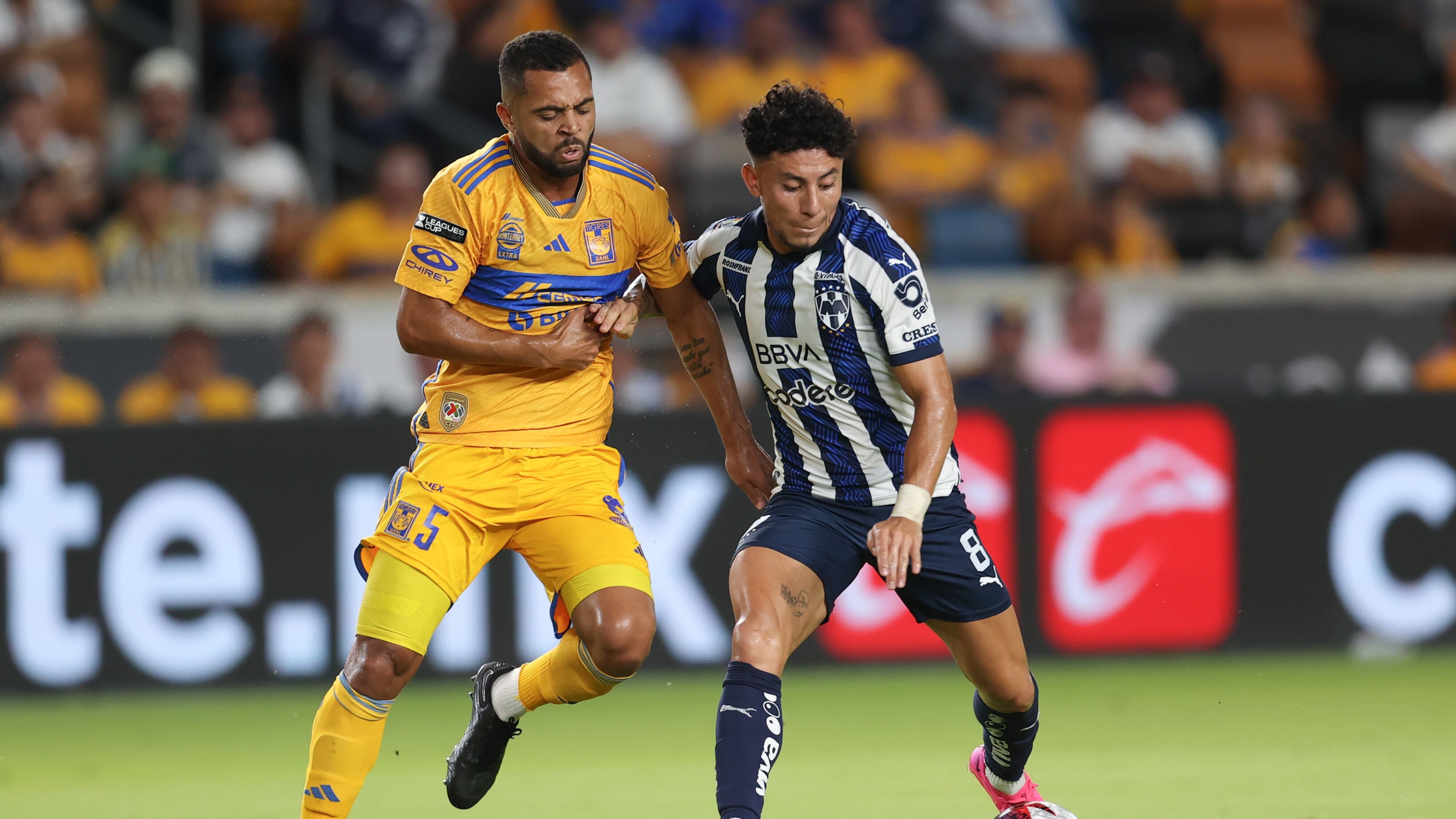 Tigres vs Rayados