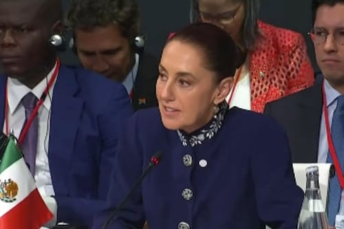 “Vengo de un pueblo solidario”: Sheinbaum presume identidad mexicana ante líderes globales