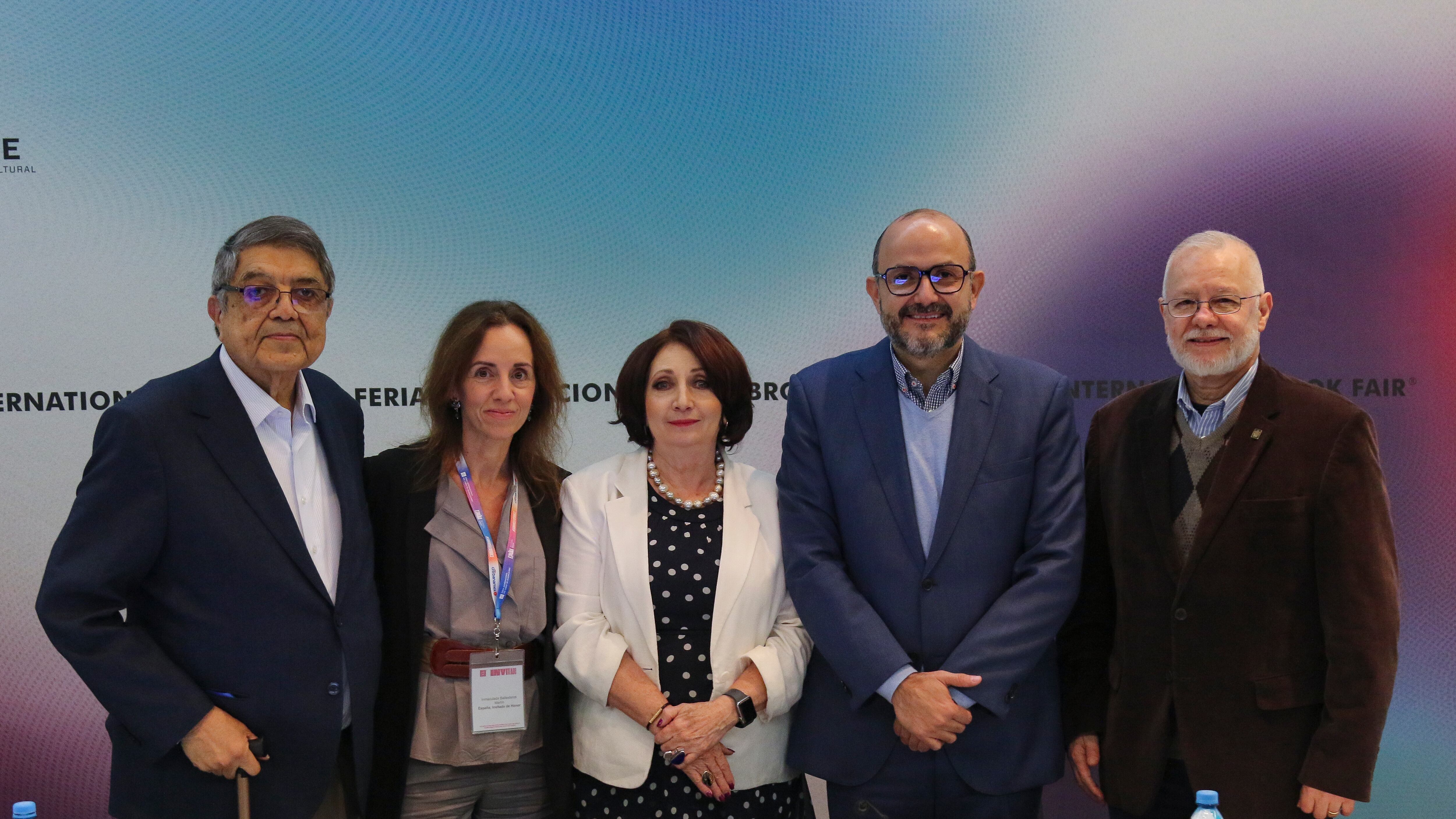 La Feria Internacional del Libro (FIL) de Guadalajara cerró su edición 2024 con un éxito sin precedentes, consolidándose como el evento literario más importante de habla hispana. Este año rompió récords en asistencia, participación editorial, presencia en medios y ventas.