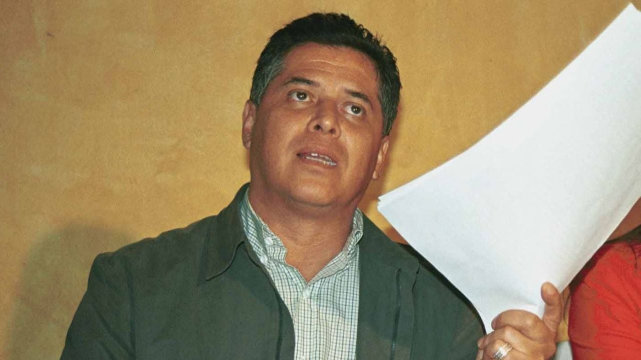 Mario Bezares