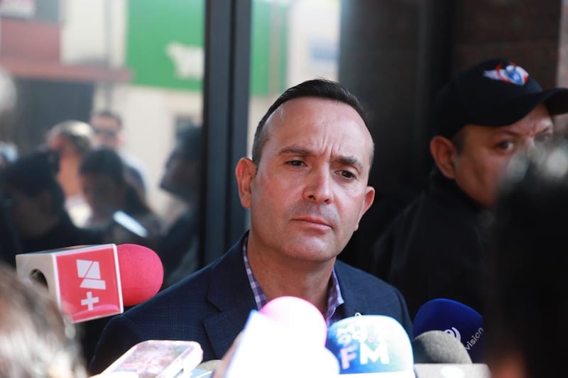 De la Fuente reconoció que hace falta más diálogo.