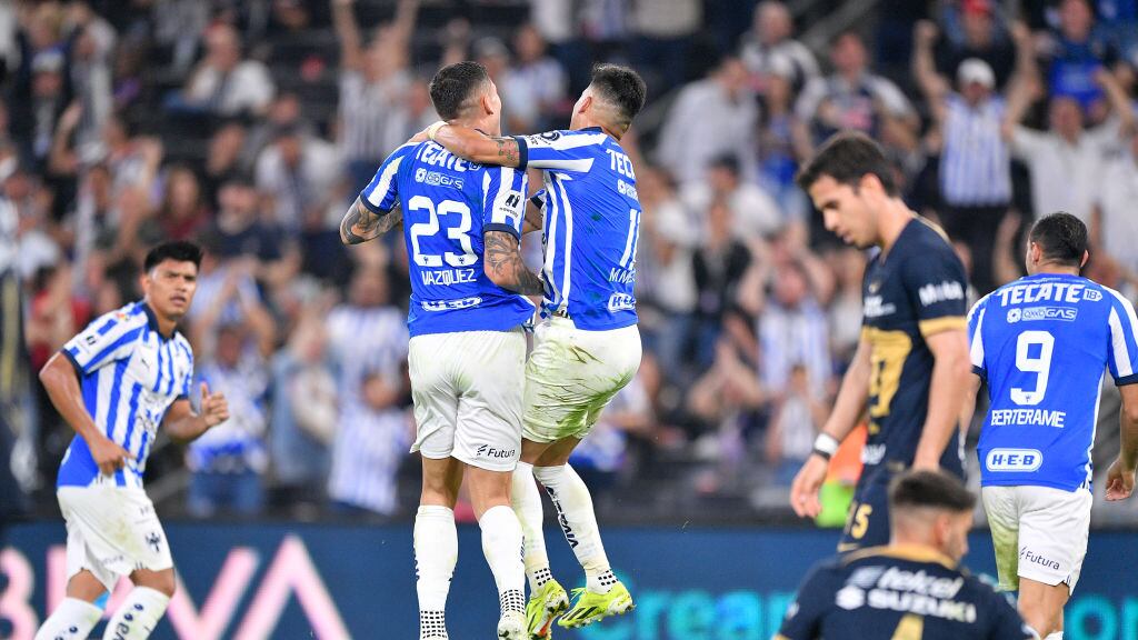 Monterrey v Pumas