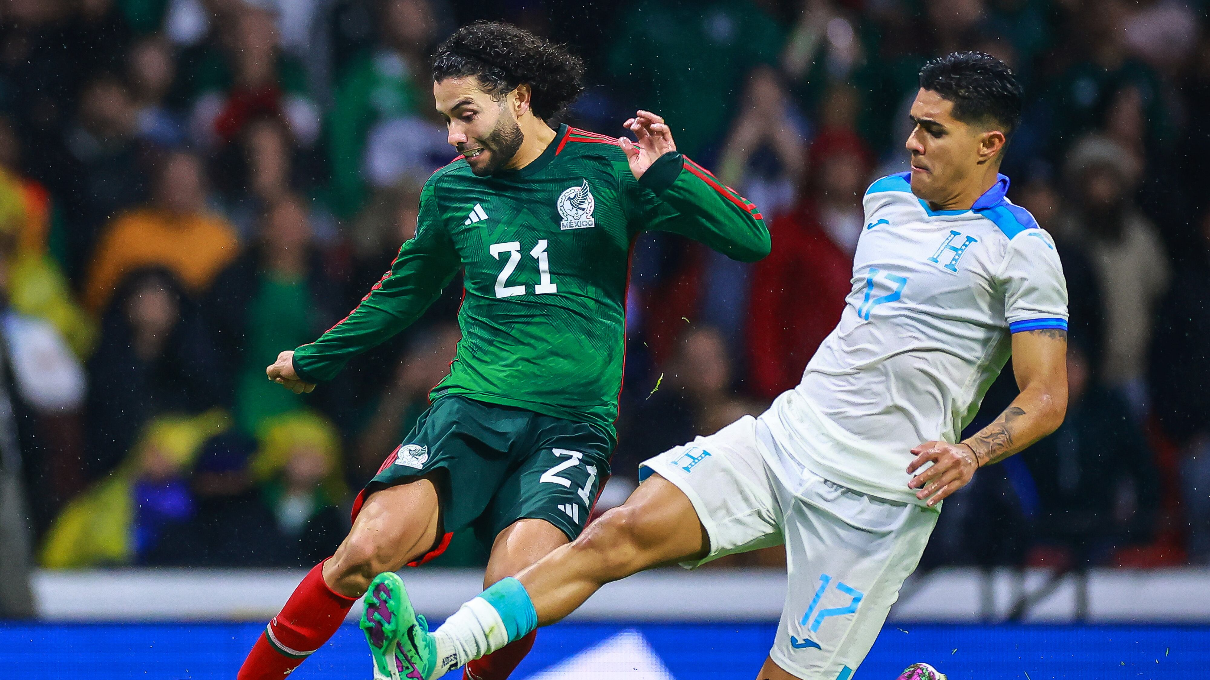 La última eliminatoria entre México y Honduras estuvo llena de polémica.