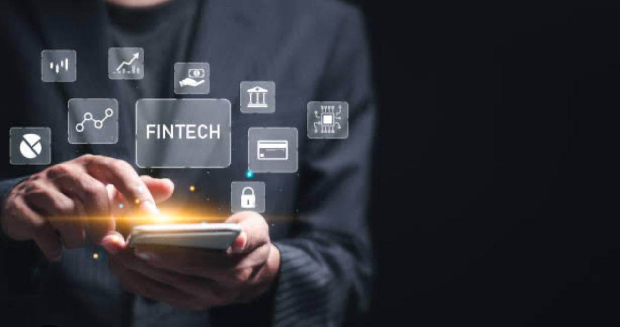 Banca digital acelera su expansión entre cuestionamientos por transparencia y regulación