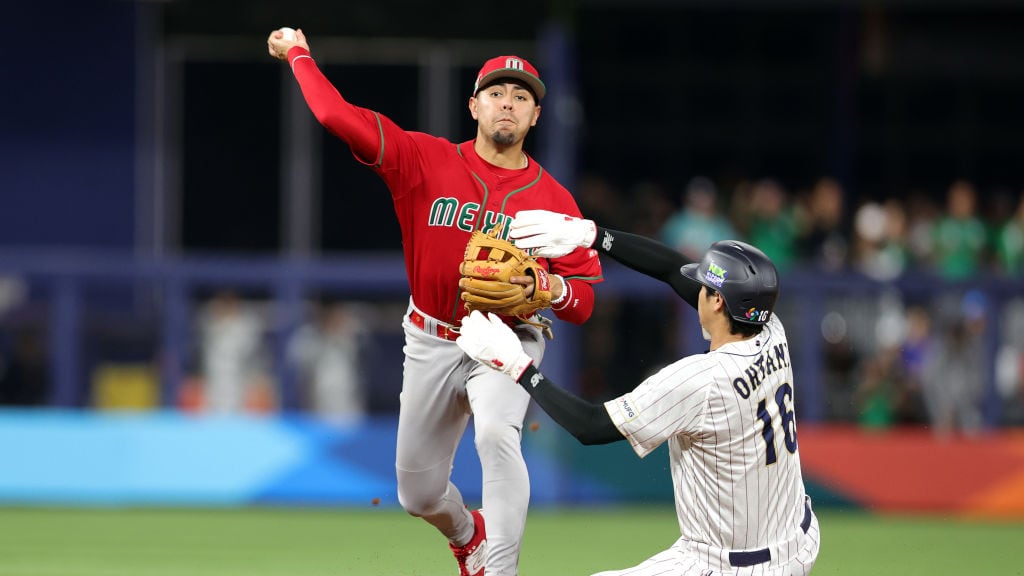 World Baseball Classic Semifinals: Mexico v Japan