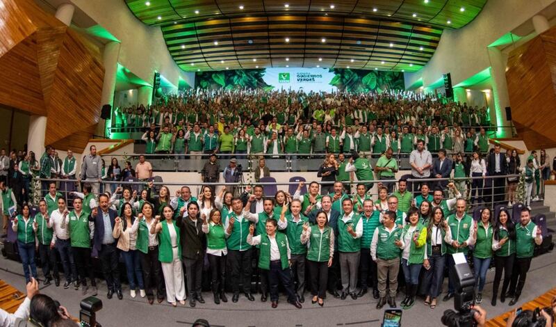 Pepe Couttolenc, convocó a presidentes municipales, legisladores y delegados para cerrar la etapa electoral y enfocarse en cumplir los compromisos de campaña.