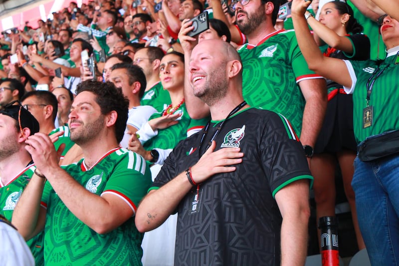 El Himno Nacional en la inauguración de la fiesta mundialista