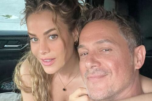 Alejandro Sanz se le ‘desaparece’ a Candela Márquez y no le contesta el teléfono; ¿se lo están sonsacando?