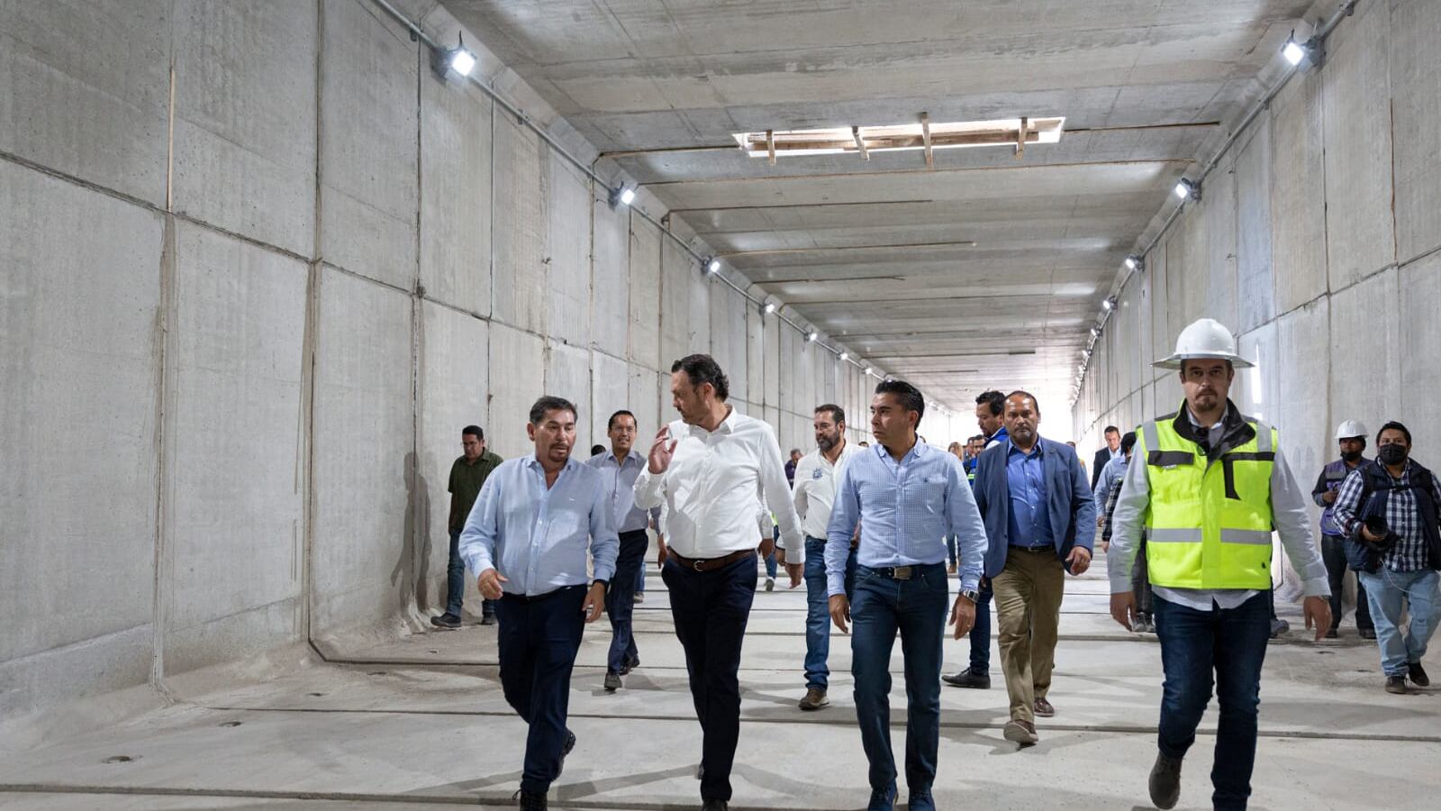 Supervisa Mauricio Kuri la obra del Distribuidor Vial de Santa Bárbara