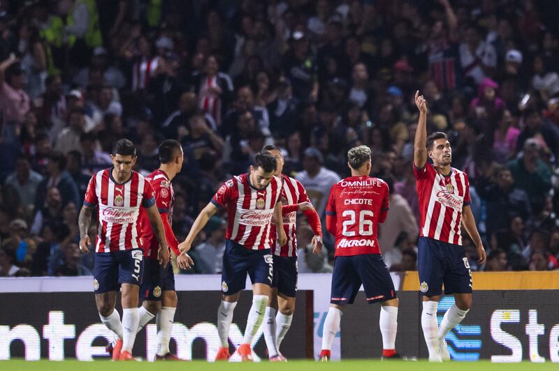 Pumas vs Chivas.