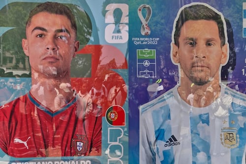 Leyendas del futbol visten de gloria la CDMX con estampas gigantes previo al Mundial 2026