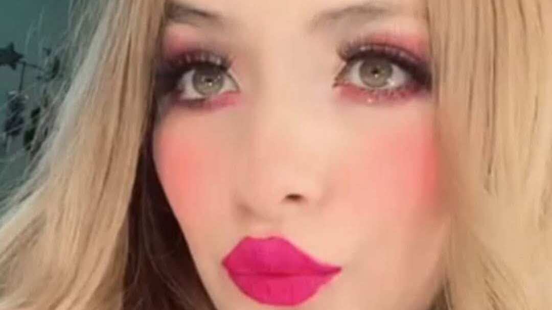 Briones Torres presentó una hemorragia durante la intervención la cual le costó la vida.