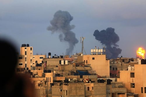 Buscan repatriar a 114 queretanos desde Asia por conflicto en Irán