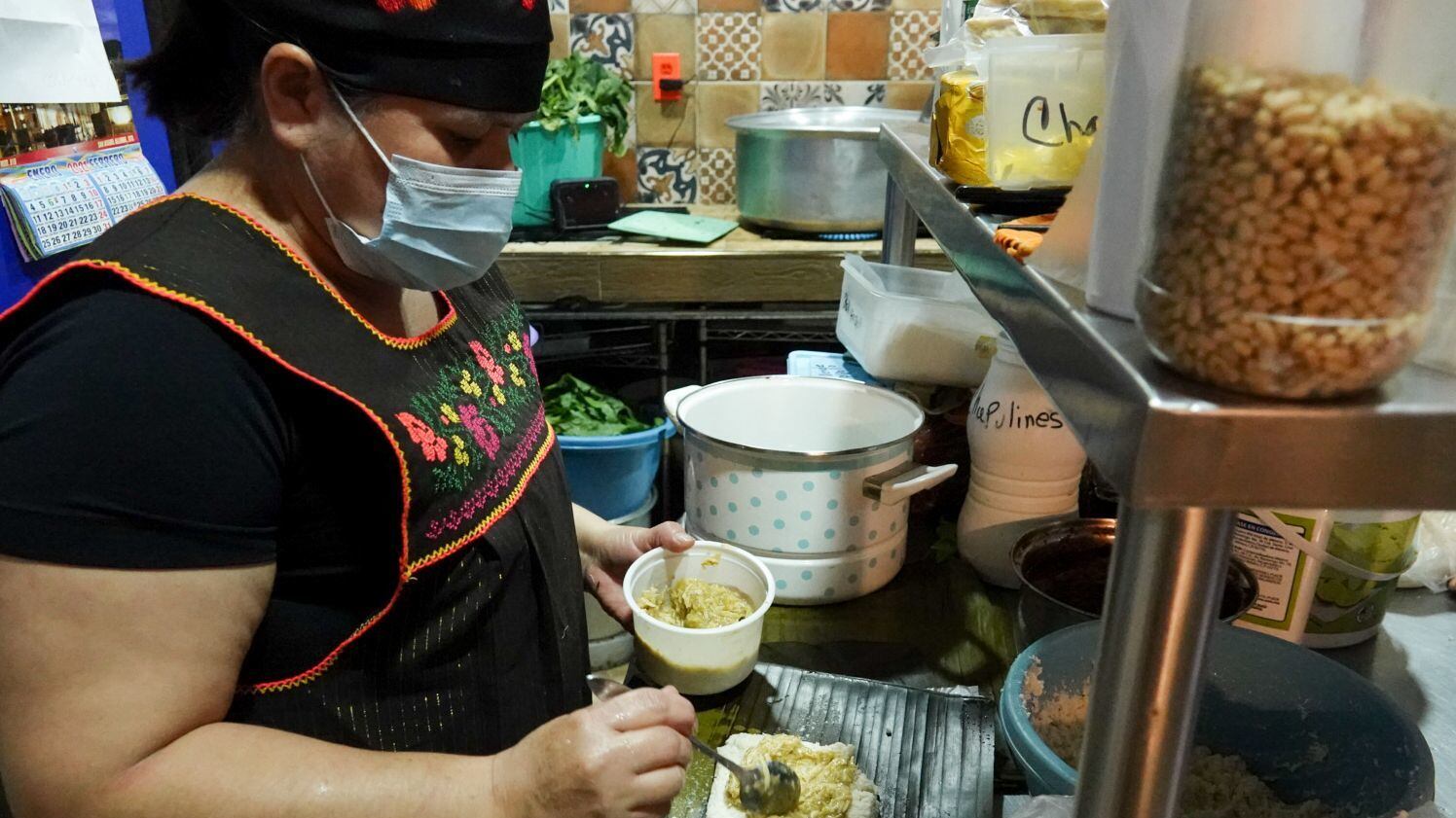 Hay franquicias de 40 mil pesos hasta para vender chilaquiles, pero el negocio solo existe en videos y presentaciones de Internet.