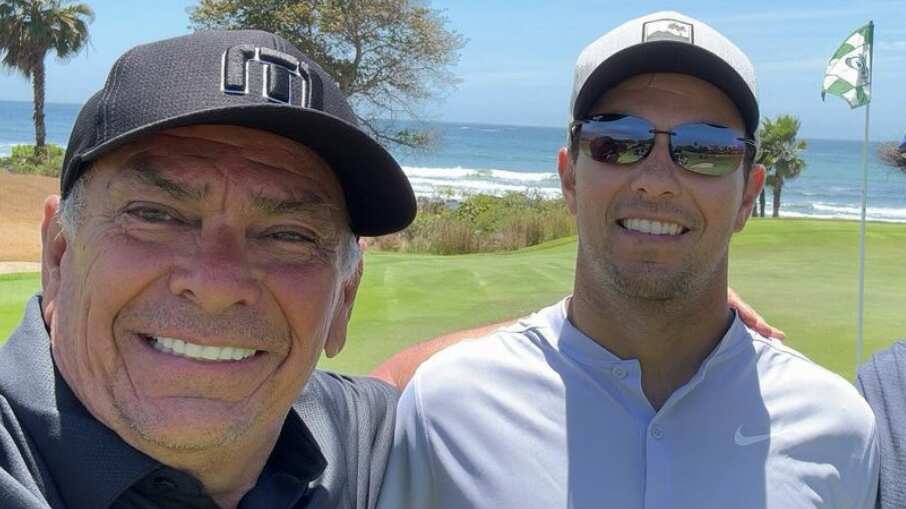 Checo Pérez y su padre.