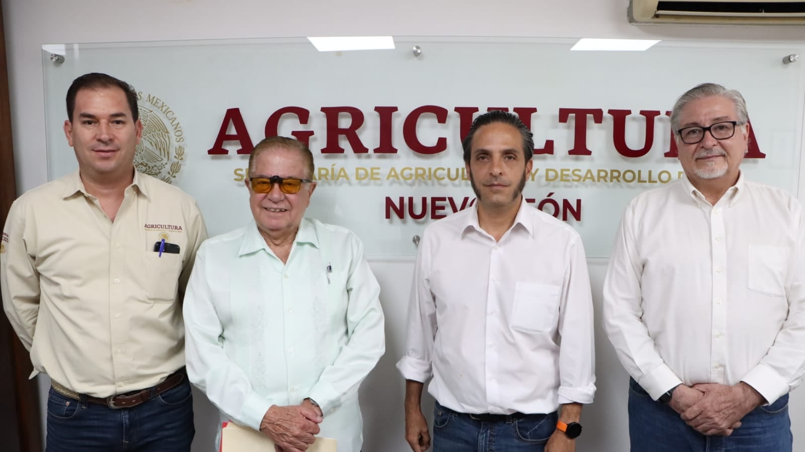 En la reunión encabezada por Marco González, secretario de Desarrollo Rural y Agropecuario, se indicó que hay cambios de fondo en todos los eslabones de la cadena productiva.