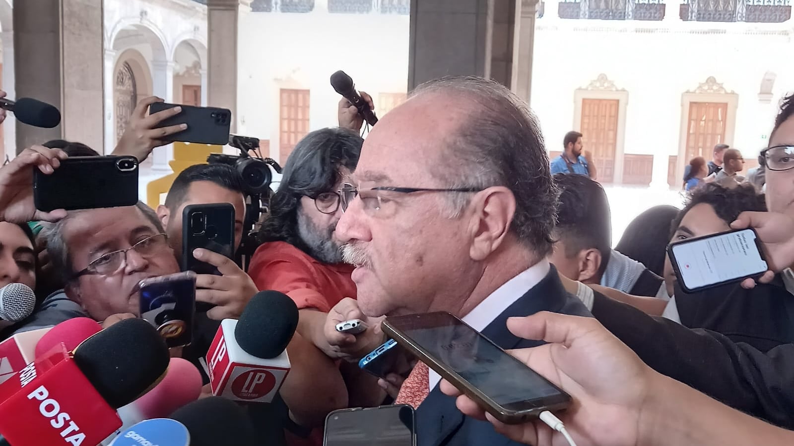 Javier Navarro señaló que esta primera charla sentó las bases para un nuevo encuentro.