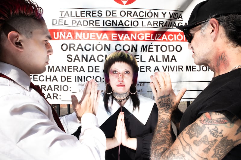 Gloory Hole estrenan 'ERES INCREÍBLE' en colaboración con Tito Fuentes