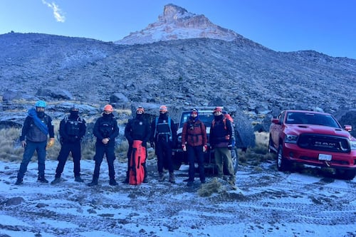 VIDEO: Así rescataron a un alpinista en el volcán Iztaccíhuatl tras una caída de 200 metros