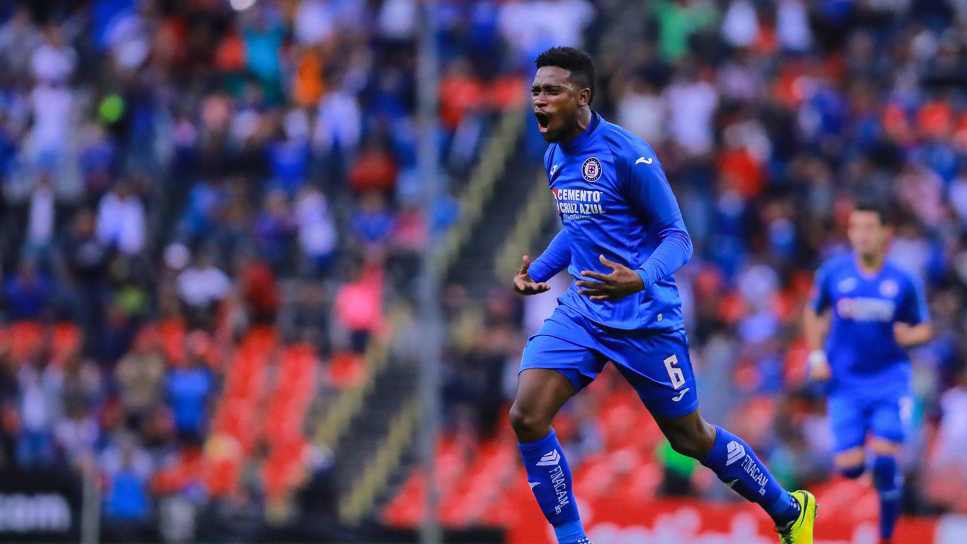 Jonathan Borja expone al CT de Robert Dante Siboldi