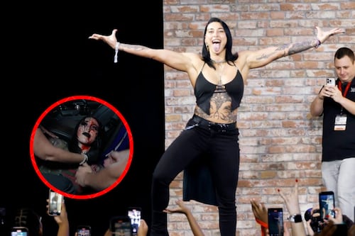 ¡Insólito! Rhea Ripley es brutalmente golpeada con bates de beisbol en el show NXT