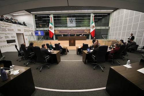 Error legislativo dejaría sin efecto cambios en la distribución de recursos a municipios de Querétaro