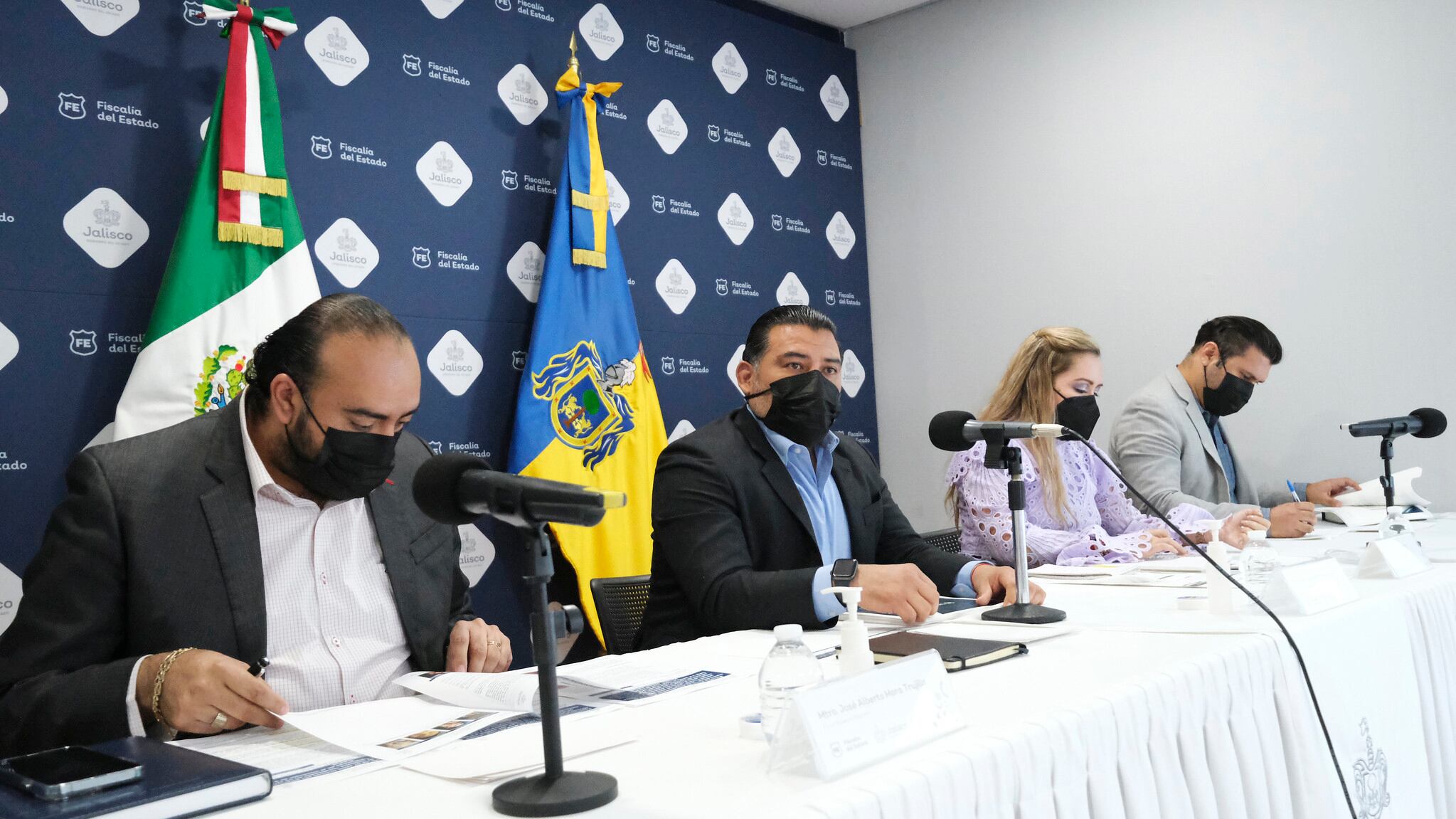 Se informó que los detenidos fueron turnados ante un juez por los delitos de desaparición cometida por particulares y homicidio.