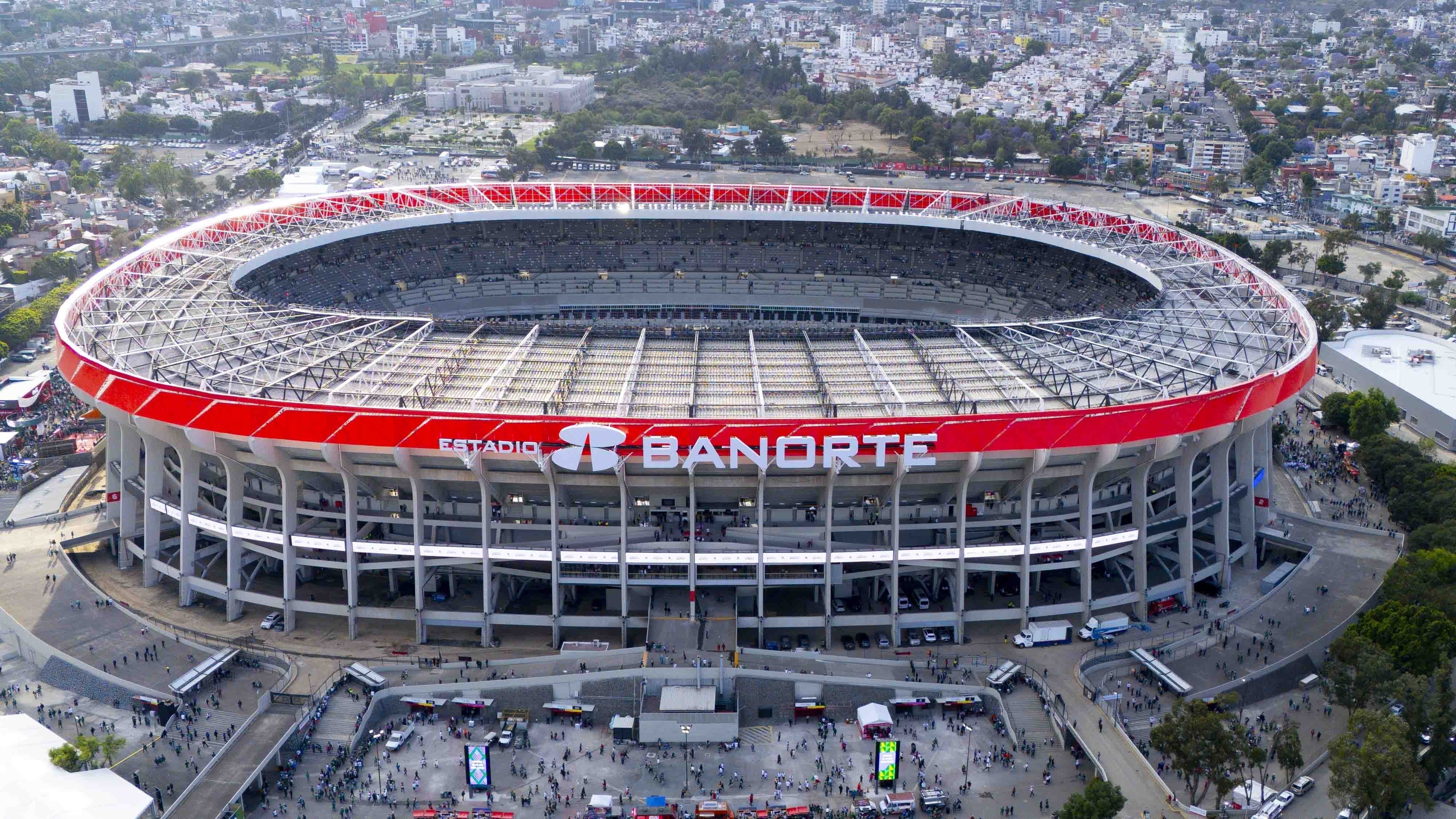 Dueños de palcos denunciaron mal estado de sus espacios.