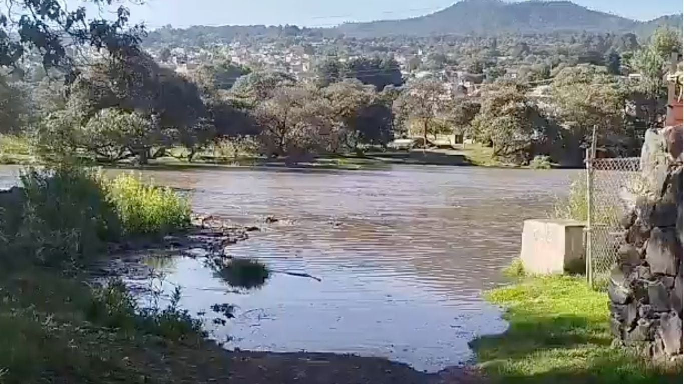 Mega fuga, en la Colonia Tepozanes del Pedregal de San Francisco Tlalnepantla