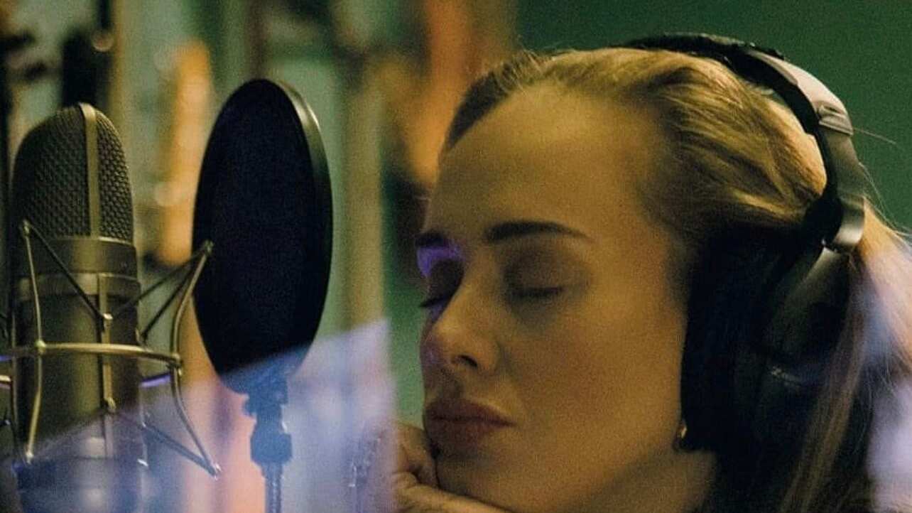 Con esa cifra cada uno de sus álbumes han logrado este hito que pone a Adele como la reina definitiva de la plataforma musical Spotify.