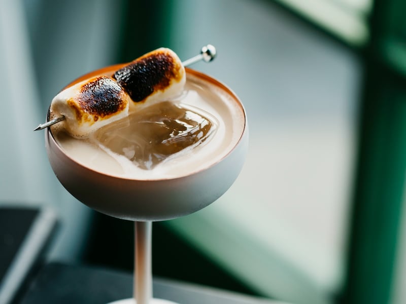 Deleita a mamá con cuatro exquisitas creaciones a base de licor de crema dulce para celebrar juntos este 10 de mayo