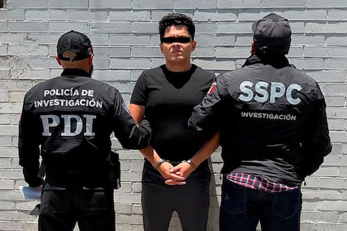 Detienen en CDMX a líder de “Los Soto Jiménez”, red de fraude en autos de lujo