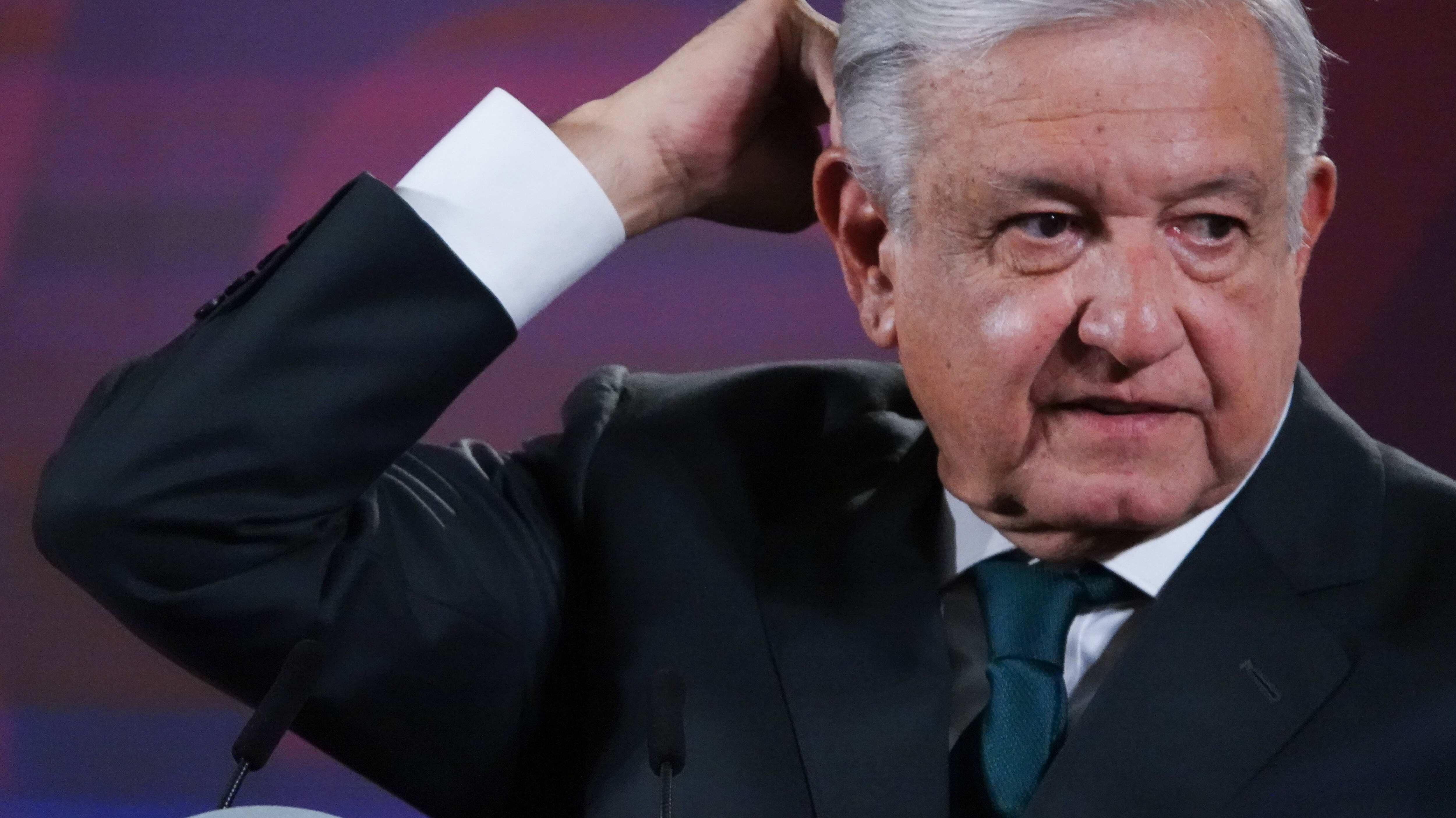 CIUDAD DE MÉXICO, 04ABRIL2023.- Andrés Manuel López Obrador, presidente de México, en compañía del gabinete de seguridad: Rosa Icela Rodríguez, secretaria de Seguridad Pública y Protección Ciudadana; Luis Cresencio Sandoval, secretario de la Defensa Nacional; Rafael Ojeda, secretario de Marina; Luis Rodríguez Bucio, subsecretario de Seguridad Pública; David Córdova Campos, comandante de la Guardia Nacional, así como del canciller Marcelo Ebrard, encabezaron la conferencia matutina e informe quincenal de acciones por parte de las instituciones de seguridad nacional.
FOTO: GALO CAÑAS/CUARTOSCURO.COM