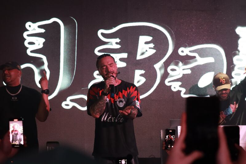 J Balvin anunciará concierto en México