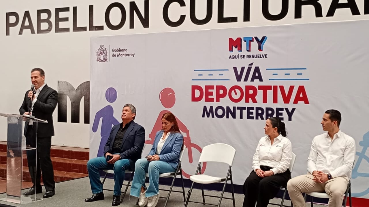 De la Garza ofreció seguir trabajando para que los regiomontanos, e incluso la gente del resto del área metropolitana.