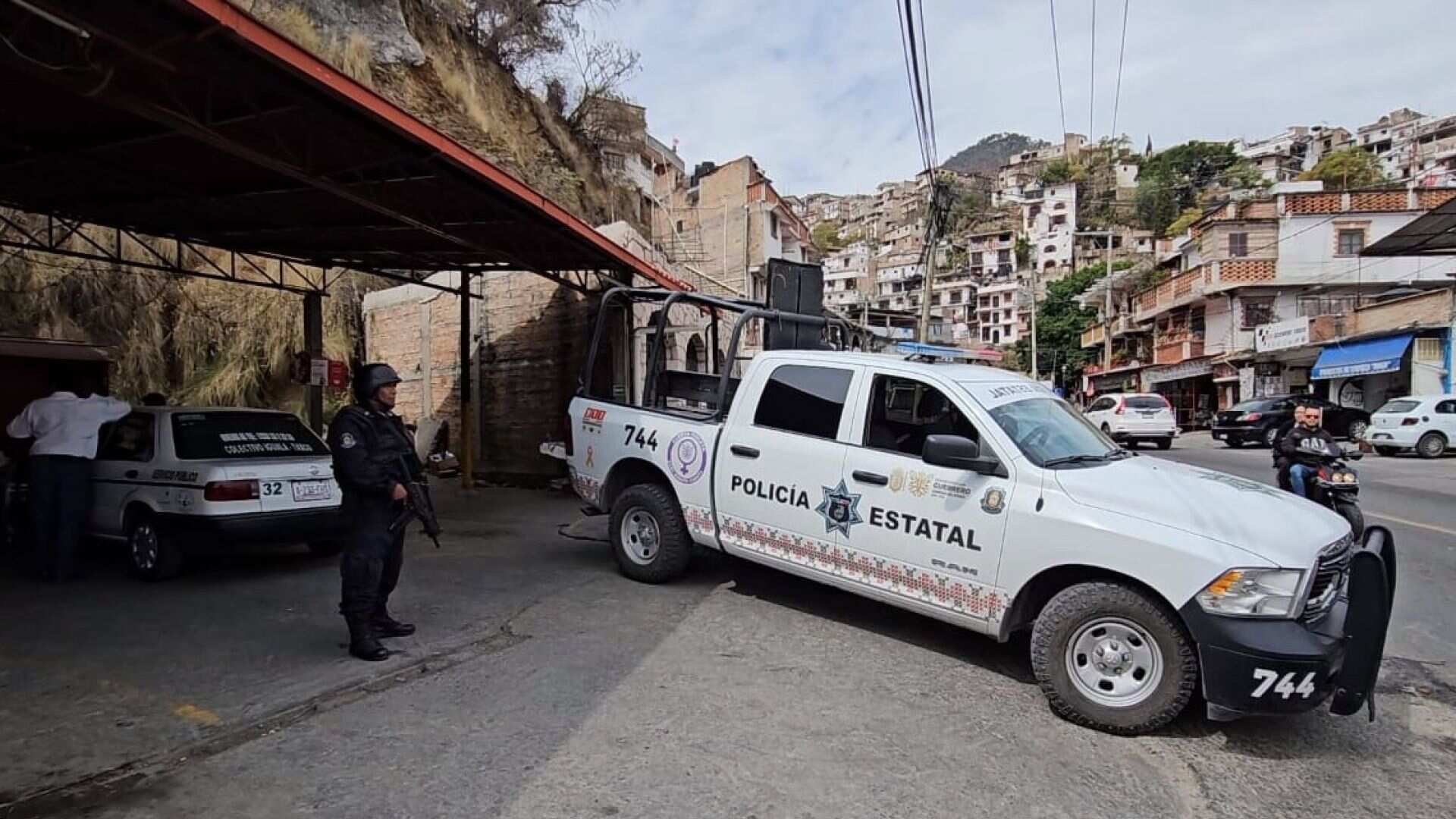 Transporte publico reanuda servicio en Taxco, Guerrero