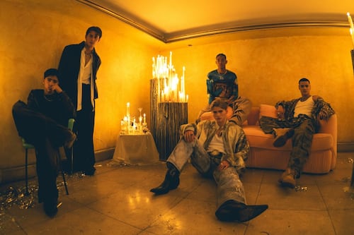 SANTOS BRAVOS presenta al mundo el video oficial de ‘0%’, el inicio de su universo visual