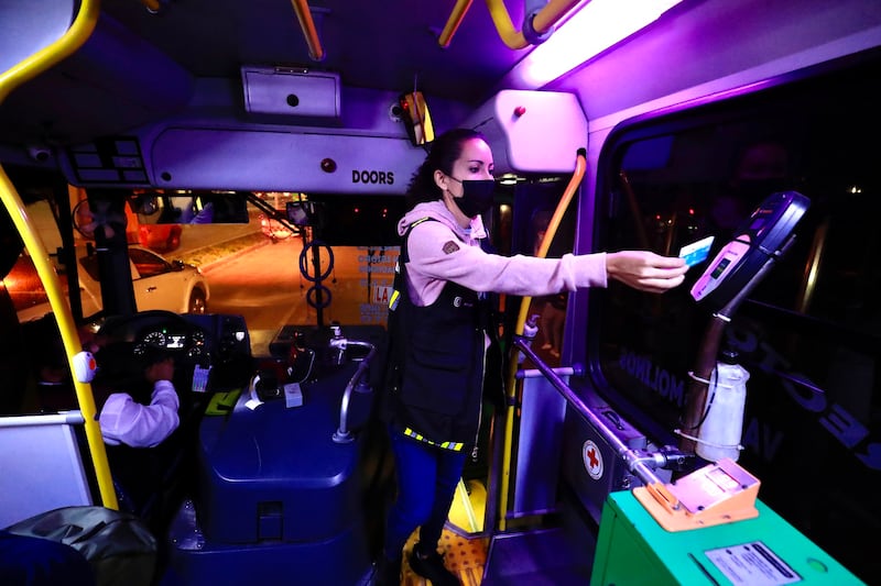 Autoridades han insistido en el uso de la tarjeta de prepago para eliminar por completo el pago en las alcancías de las unidades.