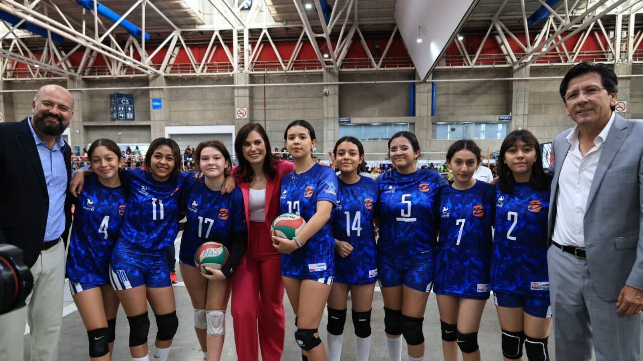 Arranca Festival Nacional de Voleibol.