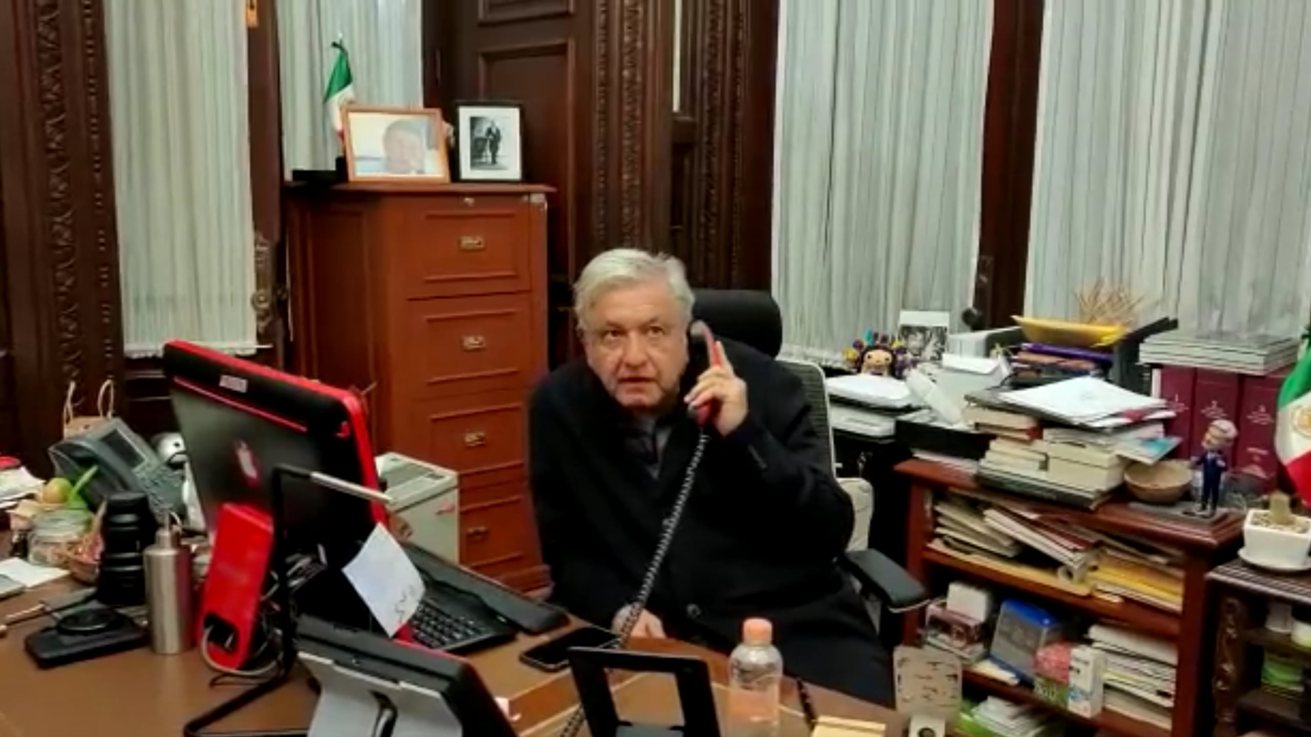 El presidente fue blanco de críticas en redes sociales. (Especial)