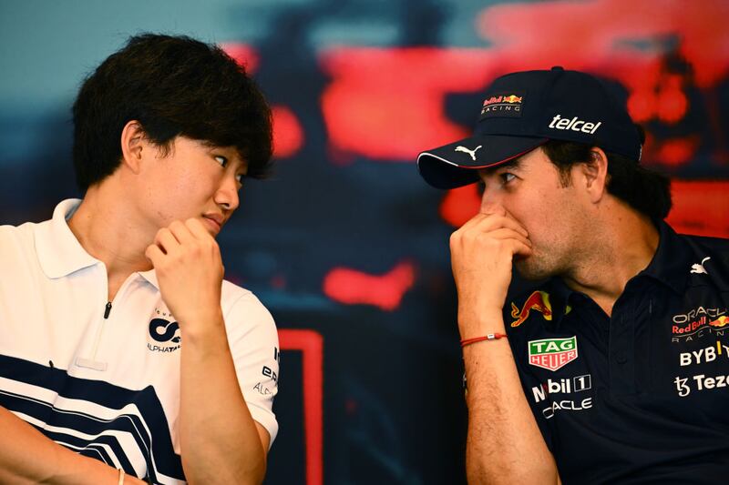 Sergio Pérez y Yuki Tsunoda