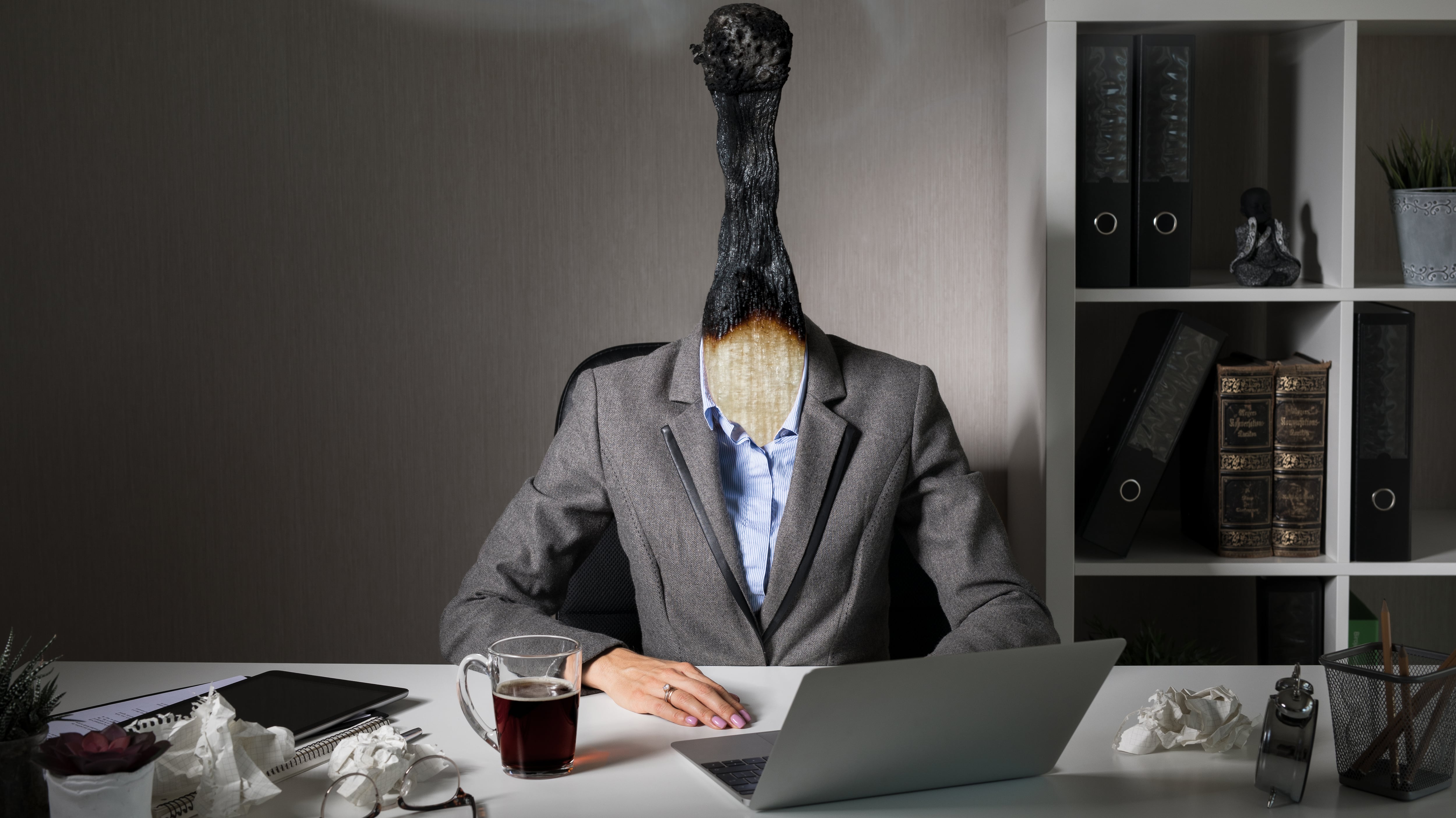 El Burnout está detrás de 42% de los casos de abandono de trabajo y de los nuevos enfermos de ansiedad, estrés y depresión que acuden al Seguro Social.