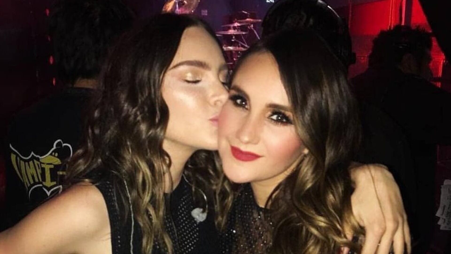 Ambas artistas comparten su sueño por la música