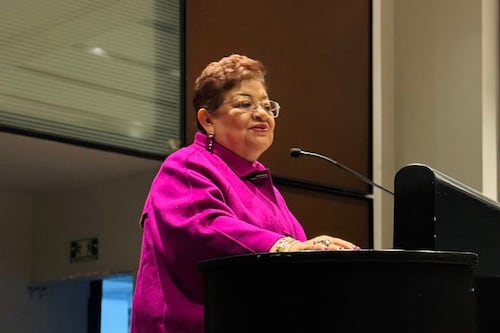 Ernestina Godoy asume FGR de forma temporal y se perfila para la sucesión tras salida de Gertz