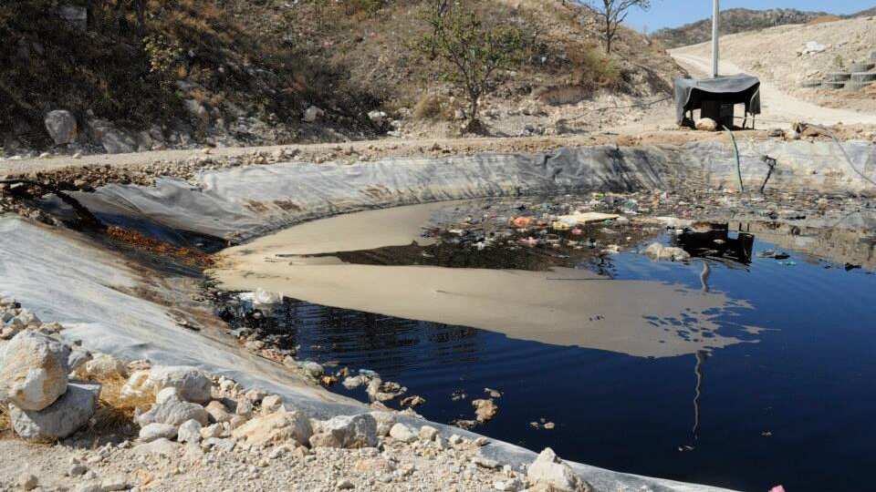 Las comunidades denuncian que los lixiviados provocan la contaminación de cuencas hidráulicas.