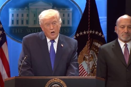 Donald Trump anuncia arancel global del 10% y mantiene vigentes tarifas de seguridad nacional