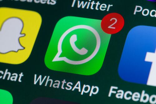 WhatsApp almacena todos los archivos y chats borrados; así puedes acceder a ellos