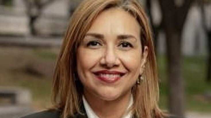 Verónica Dávila Moya renunció a su cargo con el argumento de que era acosada por PAN y PRI.