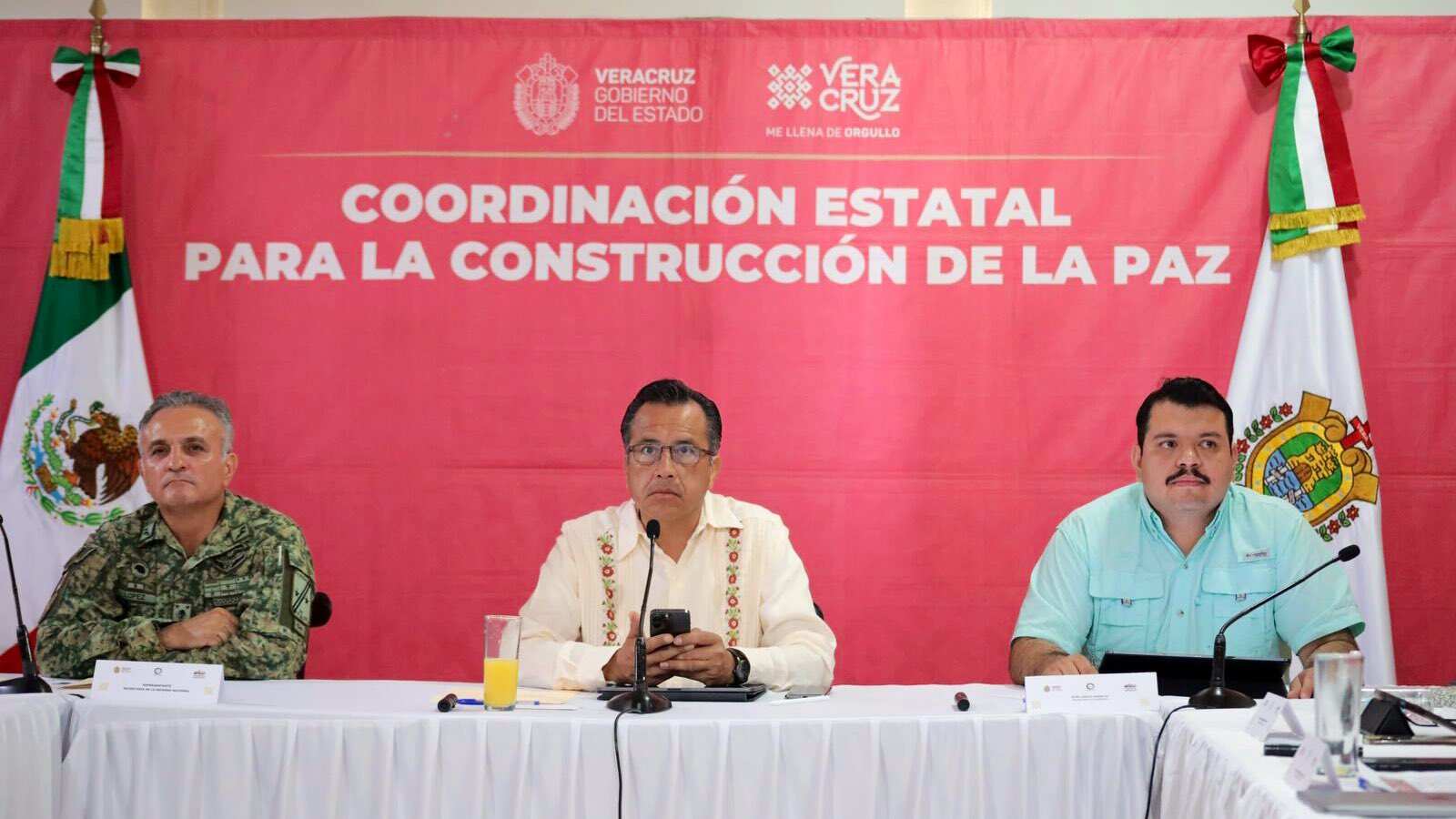 Cuitláhuac García en top 10 de gobernadores mejor evaluados en seguridad